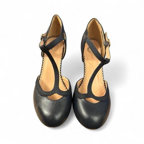 Life Stride Shoes - Elegant Navy T-Strap Women's Heels